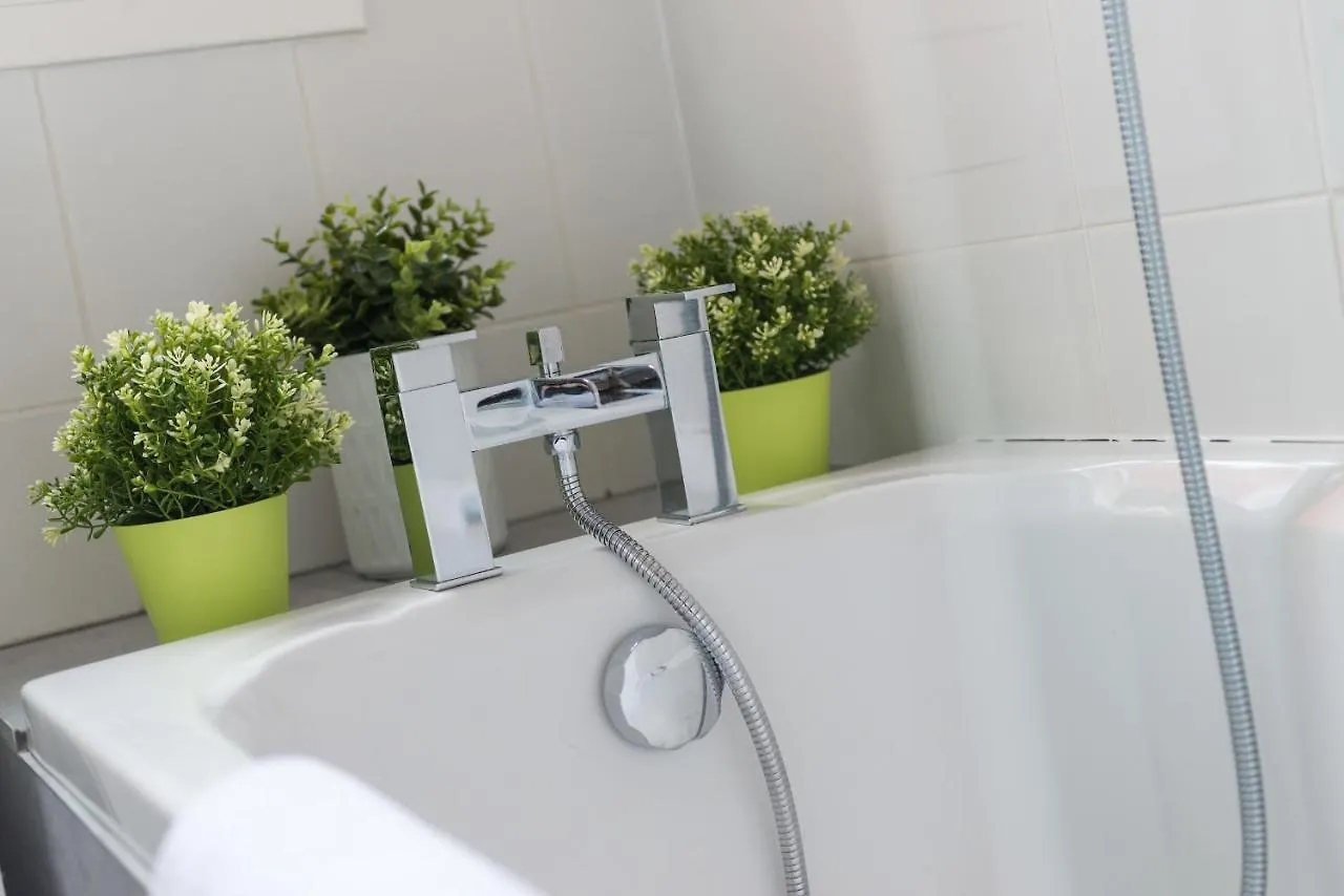 Royal Mile Modern Apartment Edinburgh