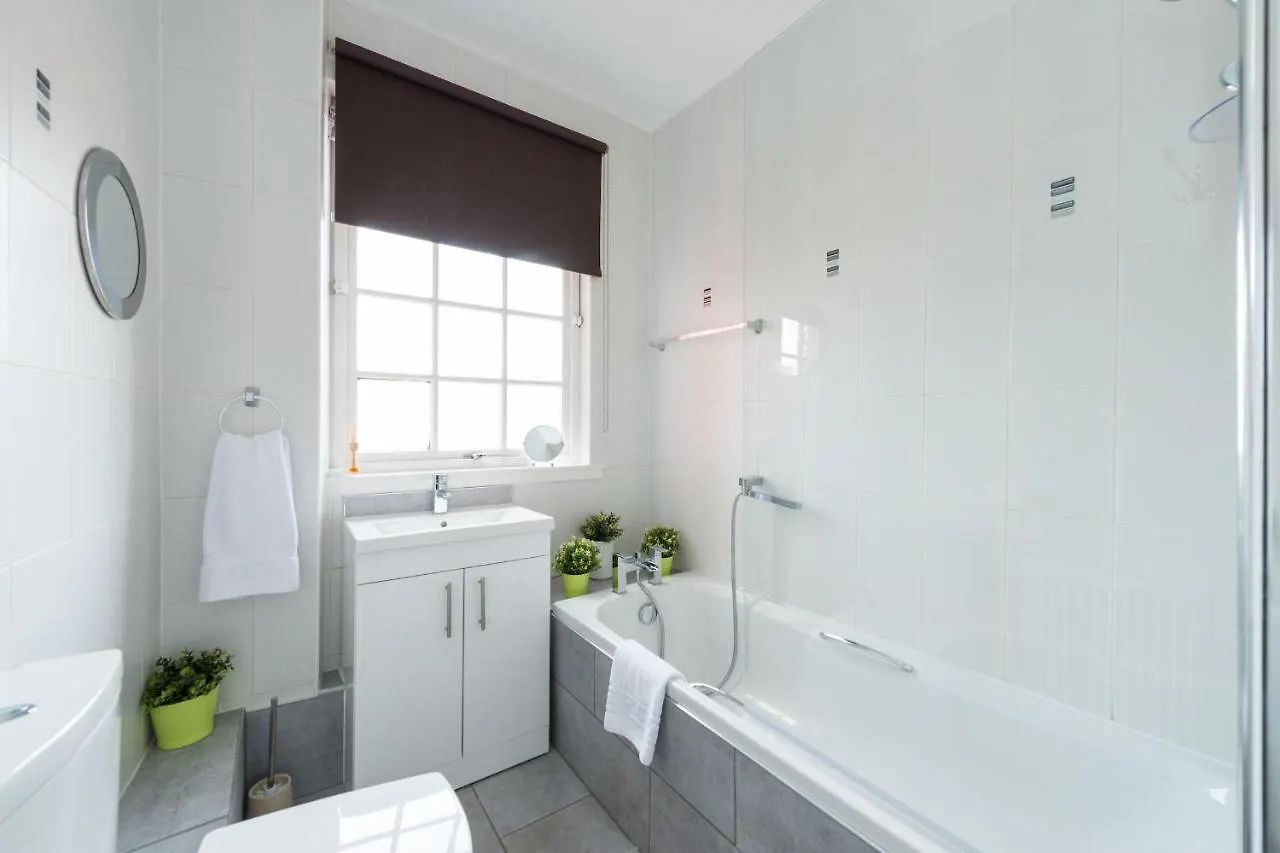 Royal Mile Modern Apartment Edinburgh
