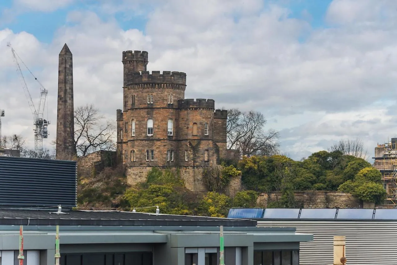 Royal Mile Modern Apartment Edinburgh 0*,  United Kingdom